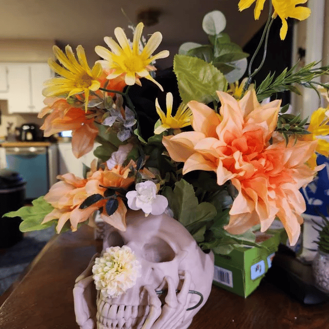 Happy Skull Horror Planter - Unique Plant Pot, Witchy/Goth Decor Bedroom & Home
