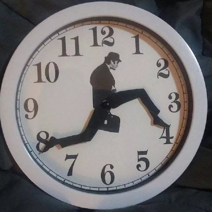 ourhomemarketTM-Silly Walk Wall Clock