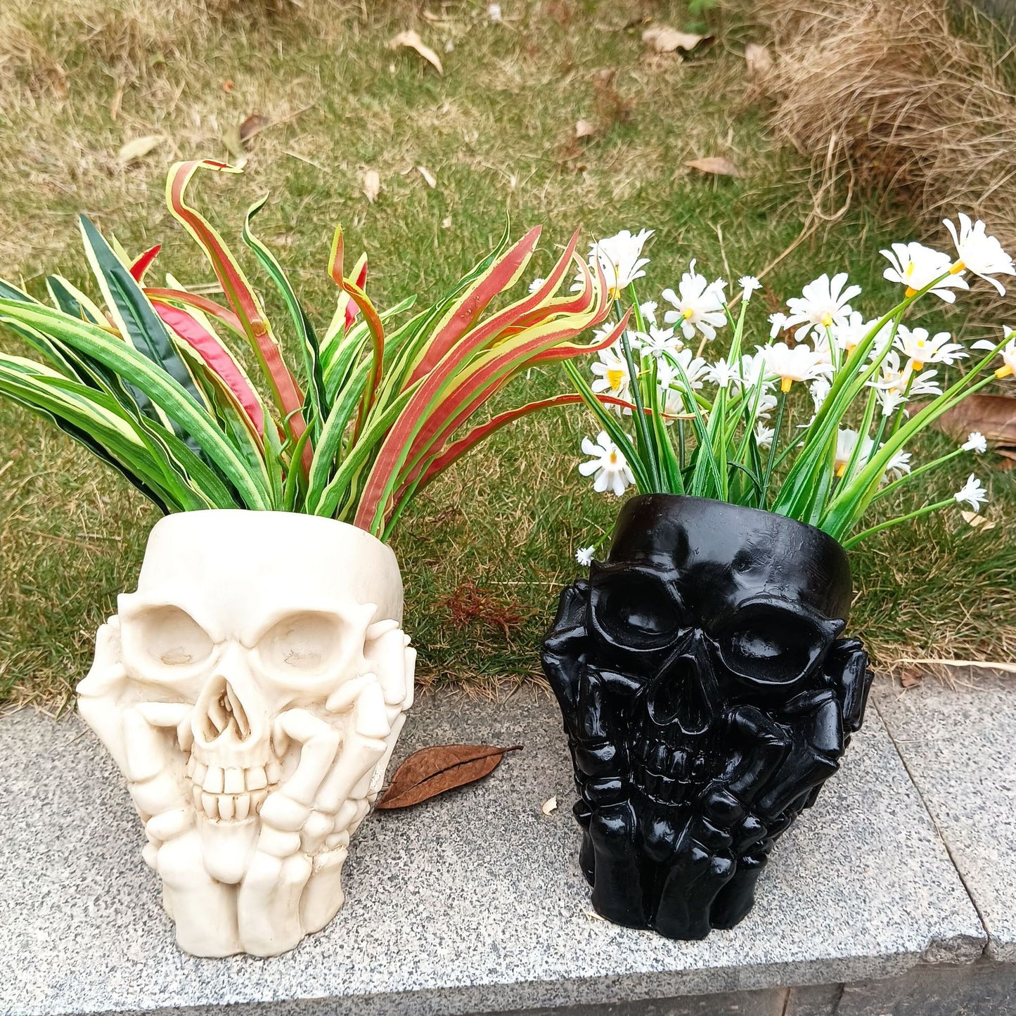 Happy Skull Horror Planter - Unique Plant Pot, Witchy/Goth Decor Bedroom & Home