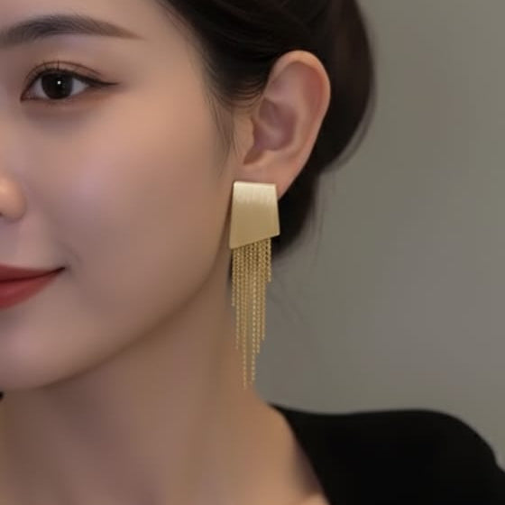 Chain Dangle Earnings