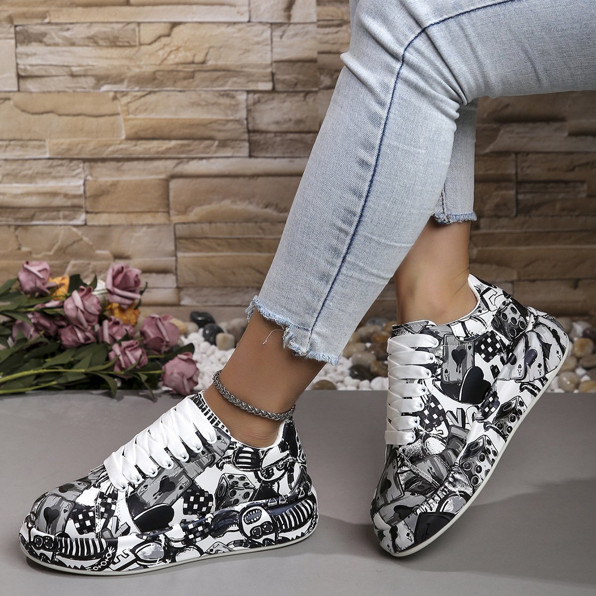 [36-43]Graffiti Platform Lace Up Shoes For Women Casual Walking Shoes