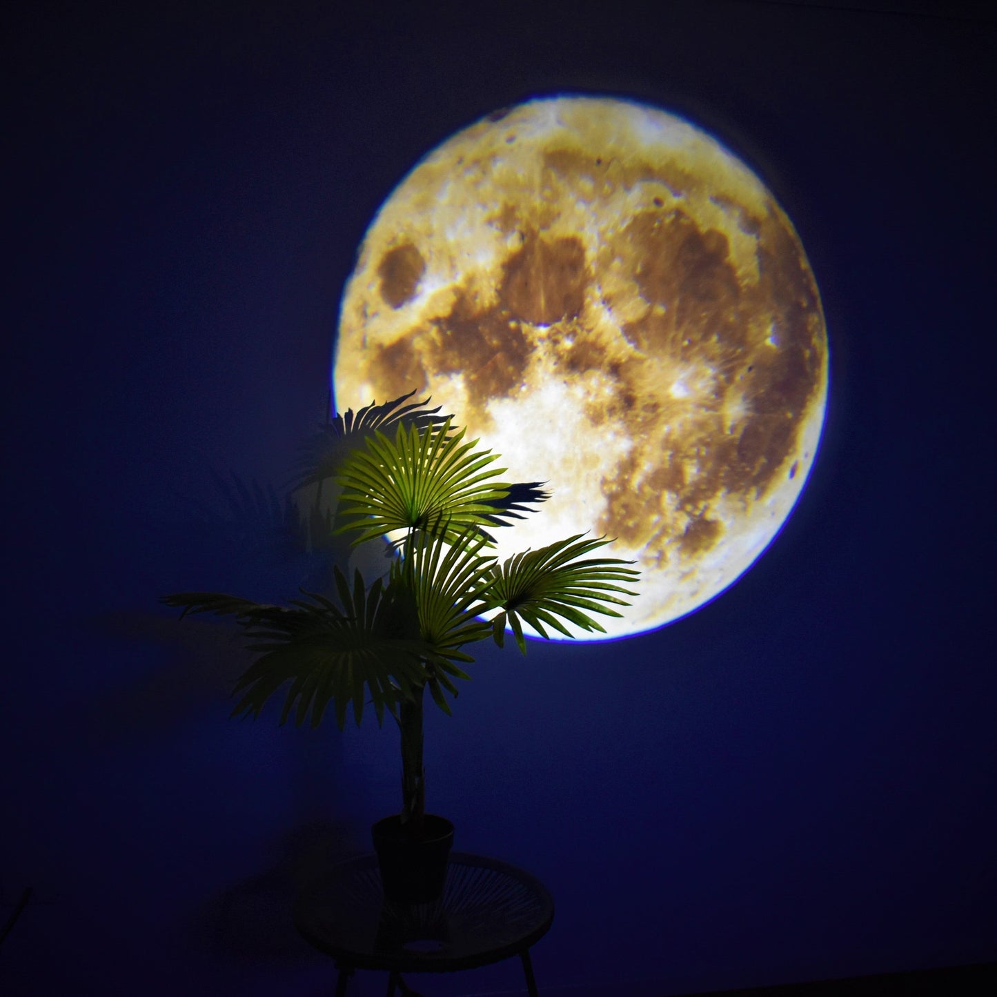 Christmas present 🎁Moon Earth Projection LED Lamp🌌So Cool!
