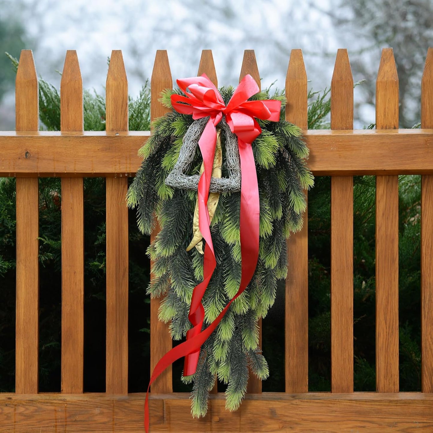 🎄Christmas pine needles and pine cones