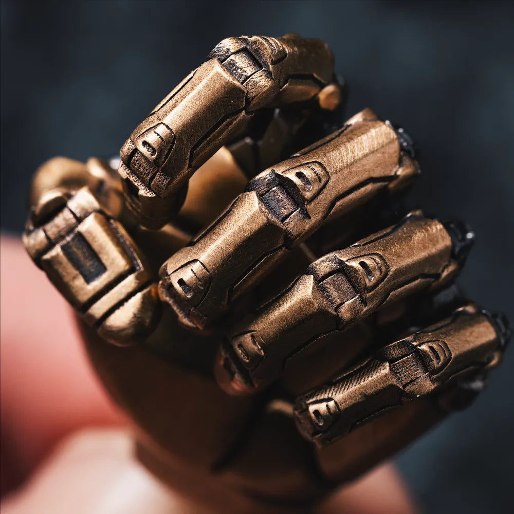Mechanical Hand Pendant - Right